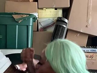 Neighbor helped with the move, so I repaid with deepthroat and facial 😏💦