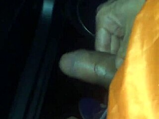 I dogged a safada who loves street fucking with strangers