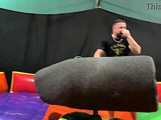 Public ass worship and squirting with a big ass Latina