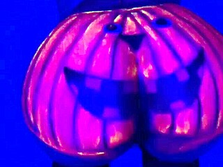 Amateur Couple Twerking On A Pumpkin With Big Ass Moves During Halloween