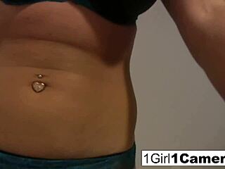 Nikki Sexx Fucks Herself Raw