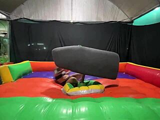 toro mecanico gets naughty then pees on the street