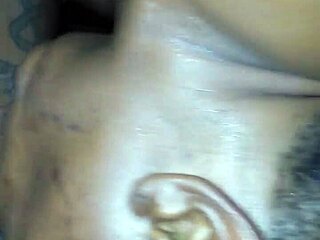 Amateur Satin Sheets Giving Head Snippet