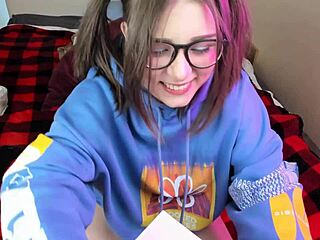 today i swallow dildo and masturbate on webcam