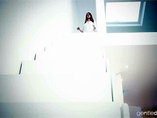 Samantha Bentley can’t wait for that wet visit! 💦