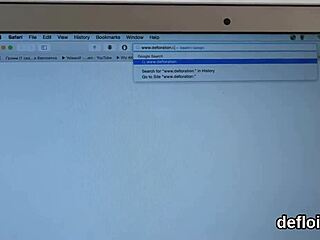 Elegant teen spreads juicy vagina to lose virginity boldly