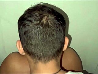 Segurança De Casa Noturna Fazendo Sexo Com Dois Machos Na Cabine Da Balada - Full Red