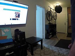 Skye Mae Deepthroat Oral Session!