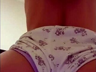 Wife Squirts During Solo Masturbation Session.