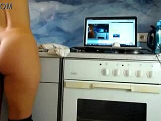 Sexydeas Flaunting Big Ass in Kitchen! 🔥