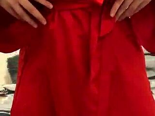 Look At That Brunette!