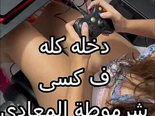 i was holdin his bigg cock while he stared at my ass. then he stood up in my pantz and made me suck it, floodin my pussy with cumm