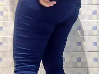 Hidden Cam! Mature Peruvian Milf Pees in Lima Hotel Bathroom!