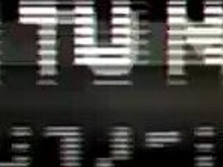 हॉट जर्मन विजिट आउटडोर फिंगरिंग फन में बदल जाती है। स्किनी बेब नैचुरल टिट प्ले का मजा लेती है!