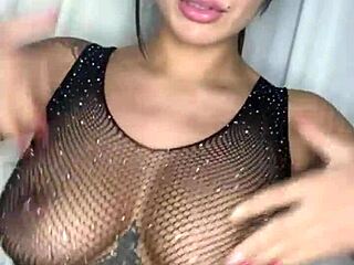 I, Claudia Bavel, masturbate in my best lingerie and squirt big