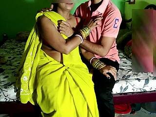 Randi Pleases Customer With Pussy Fucking!