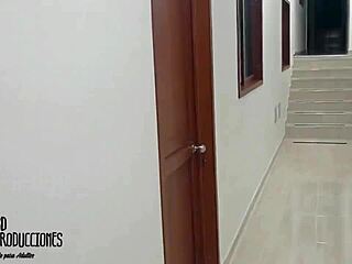 mi hermanastro llega a comerme el coño