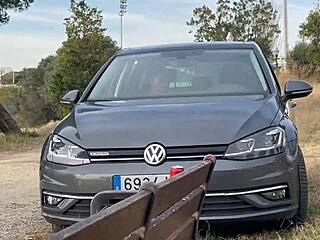 Miss Alessandra So Horny She Fucks Jesus Reyes In Deserted Area Broad Daylight!