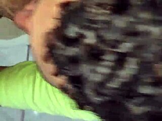 Gay black guy is a bodybuilder and gives great blow job