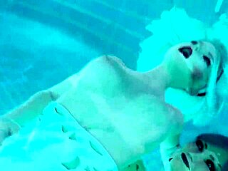 Double penetration fun with futanari girls near the pool