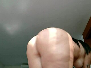 Beautiful amateur girlfriend shows her hot ass and big tits while changing clothes