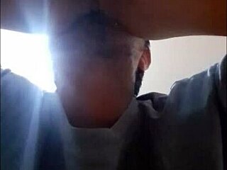 Uncle performs oral on niece in hentai close-up