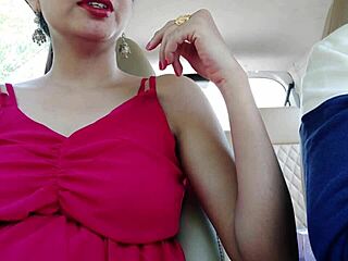 Indian bhabhi gets blowjob in exchange for loan in bedroom