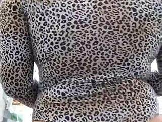 Vanillababyy Dances Energetically in a Vibrant Routine