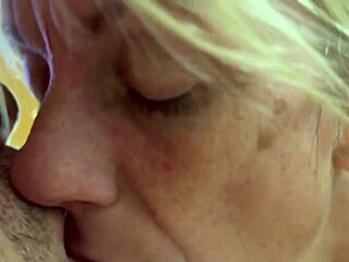 amateur hot wife sucks nervous neighbor until he cums in her mouth