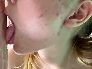 Natural tits bounce while getting deepthroat and facialized