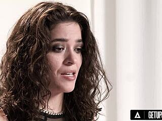 Up close with kinky Victoria Voxxx solo orgasm scene