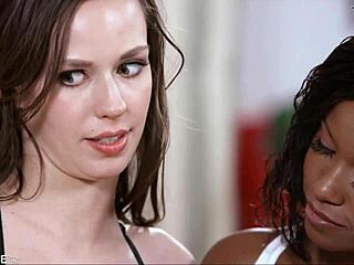 Madi Meadows' Tight Pussy Dildoed by Jezabel Vessir in Interracial Muff Diving