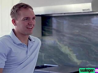 Hot Stepmom Dee Williams Bangs Nadia White Hard!