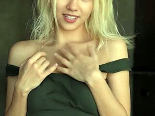 why's this popular tiktoker girl paid with tight pussy?