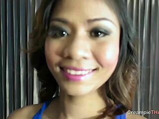 Short Time Adventure with Bar Girl in Bangkok Sex Hotel.