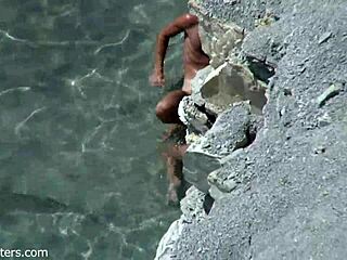 Amateur couple's beach sex scene