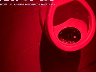 Hot guys are hooking up in the sauna, it's so steamy