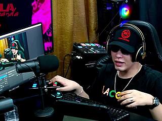 Lary Cubas Sees Big Dick!