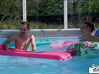 Southernstrokes Twinks Tony Milak and Corey Law Go Bareback