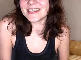 Petite brunette Eveyourapple discusses kinky fetishes and more