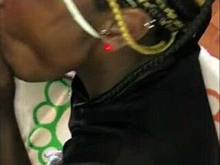 I met a girl on the internet and we had sex for money