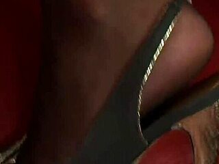 Jasmine Webb and Lissa Love in Interracial Threesome