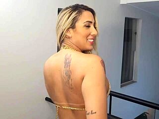 मैं ब्रूना लैम्बर्टाइन की डीपथ्रोट स्किल्स और बड़ी संपत्तियों से ऑब्सेस्ड हूं!