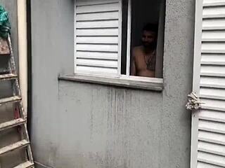 Hard and fast sex in a motel room with a small woman