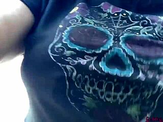 Bouncin boobs, pissing, umm, dirty feet n shoes mess