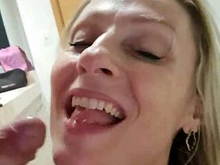 Beautiful amateur Alineflavio in hot action in this blue film