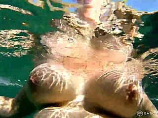 Bbw with hairy pussy nude in public