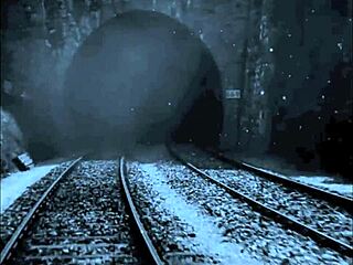 Vintage Erotic Illustration Showcases Classic Sensual Art Style