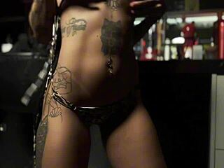 hot strip performance by caroleta roots