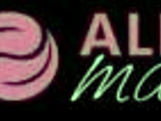 Kristen Scott and Skylar Snow enjoy a sensual massage together.